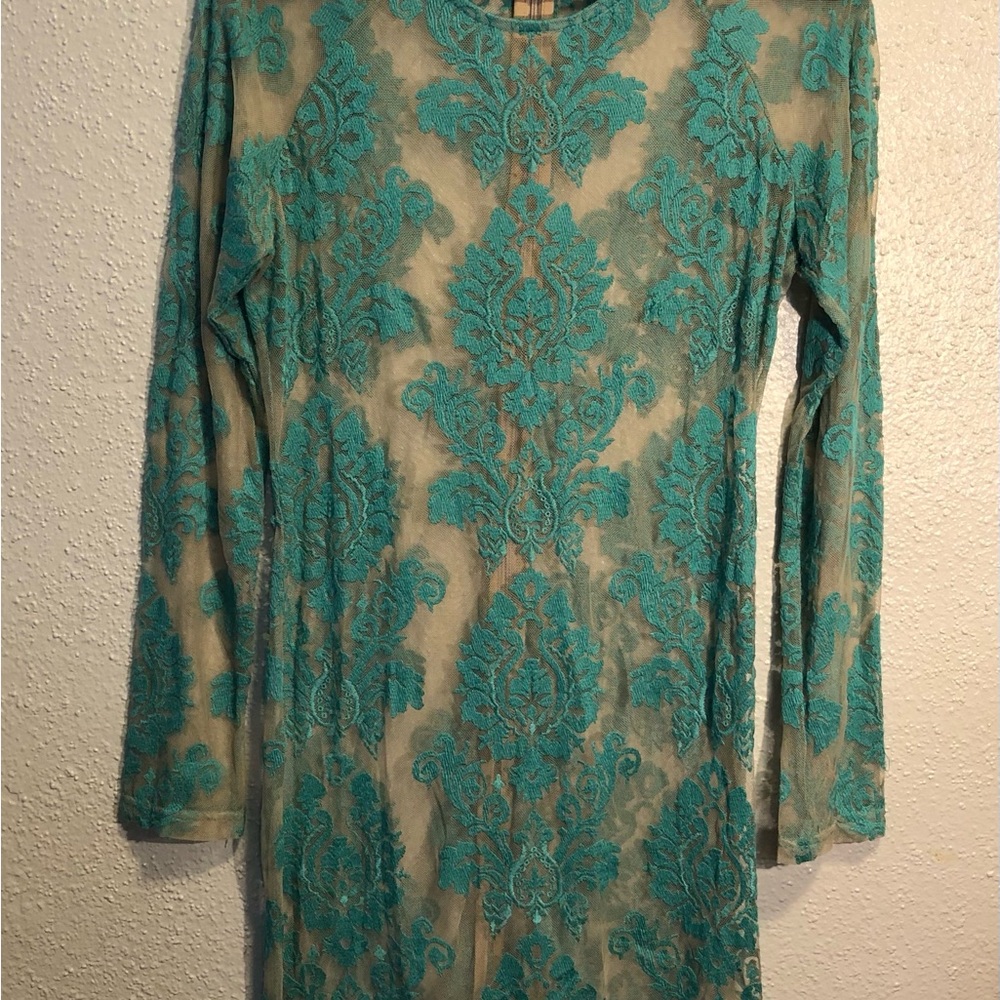 Teal lace one piece dress Size 17” Pit 2 Pit 34”Length. - Picture 2 of 6
